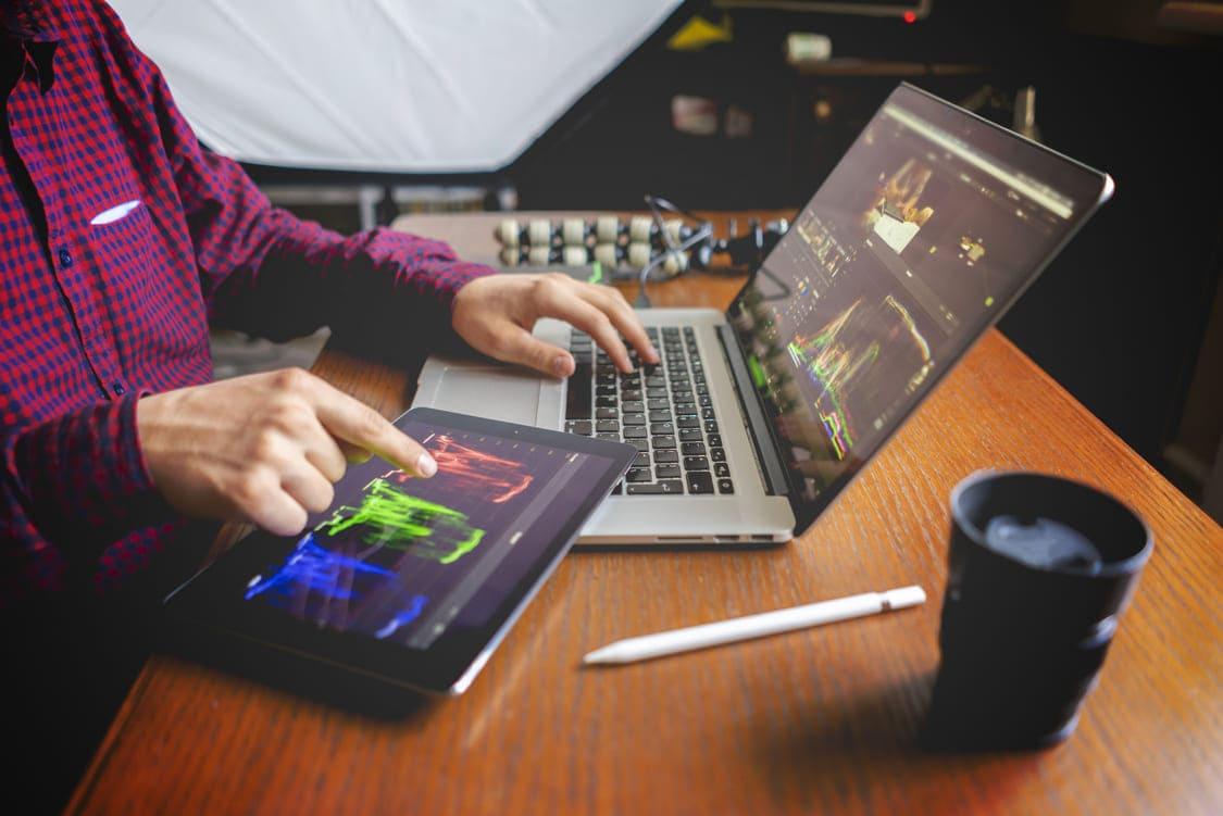 DIVINEX: Personalize Your Adventures: A Guide to Modding Games